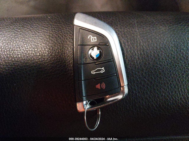BMW X5 Xdrive35i 2015 5UXKR0C5XF0P00038 Image 11