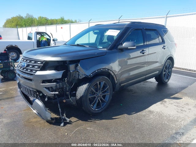 Ford EXPLORER XLT 2017 1FM5K7D86HGD10211 Image 2