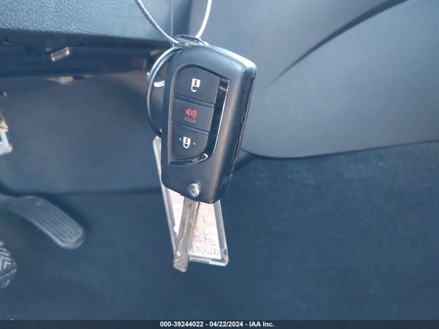 Toyota C-HR LE 2020 NMTKHMBX5LR115972 Image 11