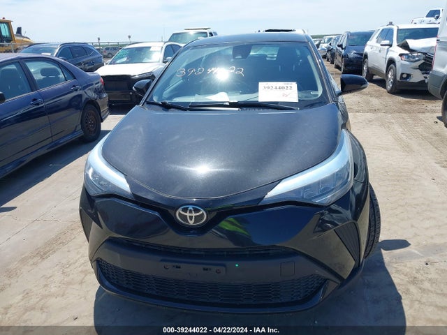 Toyota C-HR LE 2020 NMTKHMBX5LR115972 Image 6