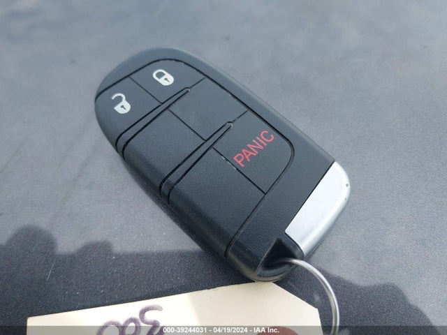 Chrysler 300 Anniversary Edition 2016 2C3CCAAG9GH190591 Image 11