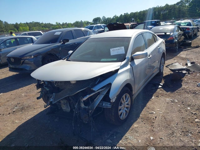 Nissan Altima 2.5 S 2015 1N4AL3AP2FC143439 Image 2