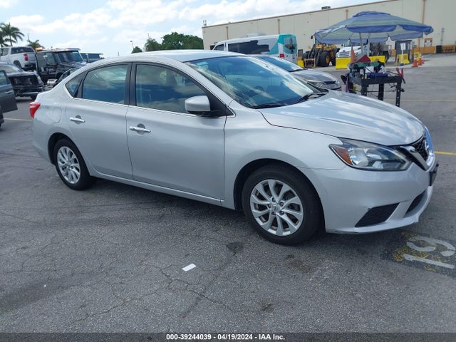 Nissan SENTRA SV 2018 3N1AB7APXJL655700 Image 1