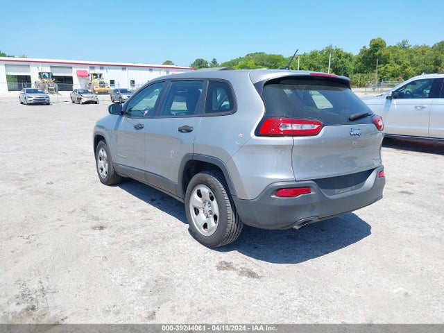 1C4PJLABXFW620647 Jeep Cherokee Sport