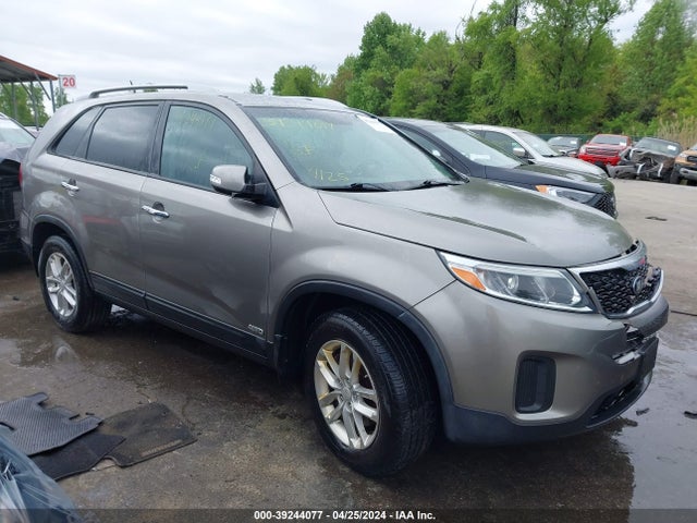 2015 5XYKTDA72FG630561 main image