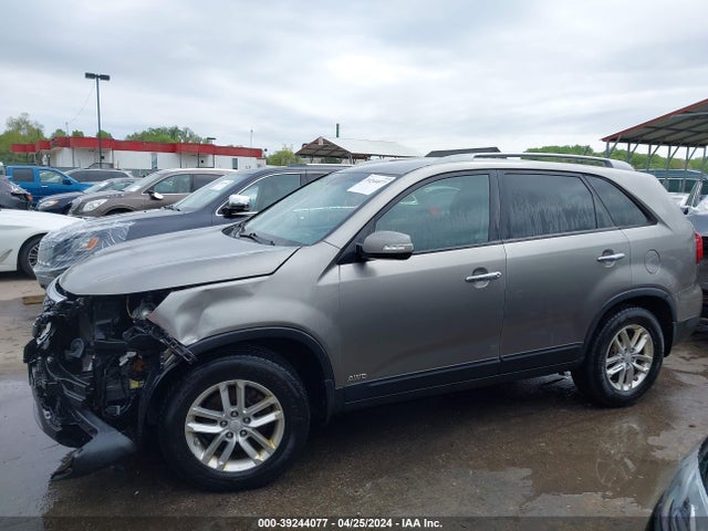 KIA Sorento Lx V6 2015 5XYKTDA72FG630561 Image 15