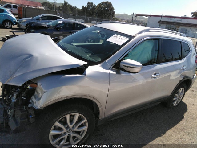 Nissan ROGUE SV 2018 5N1AT2MV7JC711476 Image 15