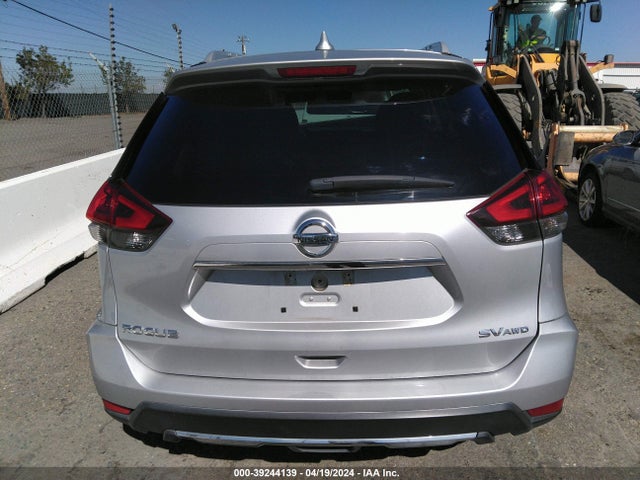 Nissan ROGUE SV 2018 5N1AT2MV7JC711476 Image 17