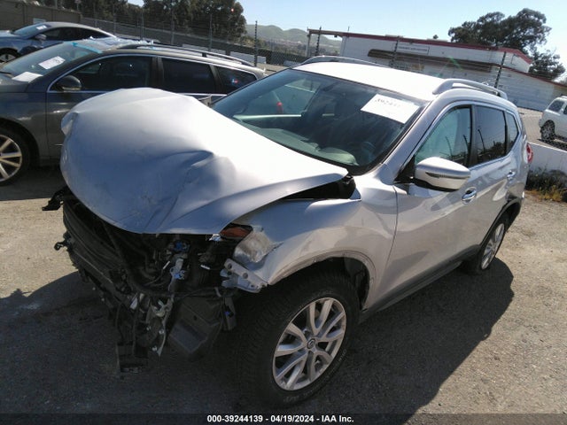Nissan ROGUE SV 2018 5N1AT2MV7JC711476 Image 2