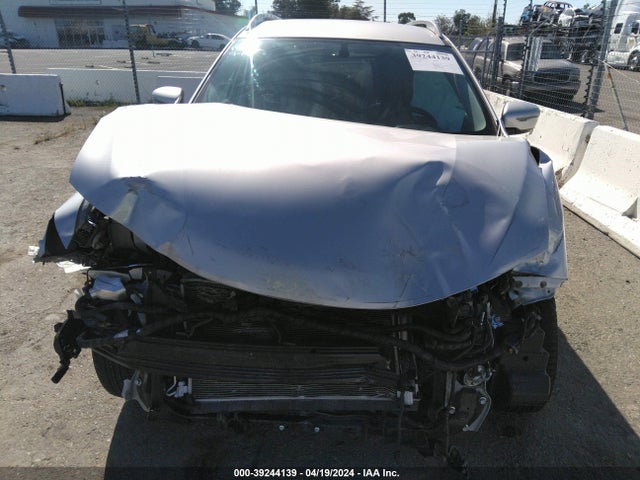 Nissan ROGUE SV 2018 5N1AT2MV7JC711476 Image 6