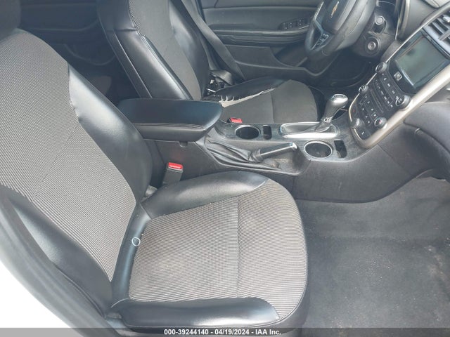 Chevrolet MALIBU 1LT 2015 1G11C5SL1FF324587 Image 5