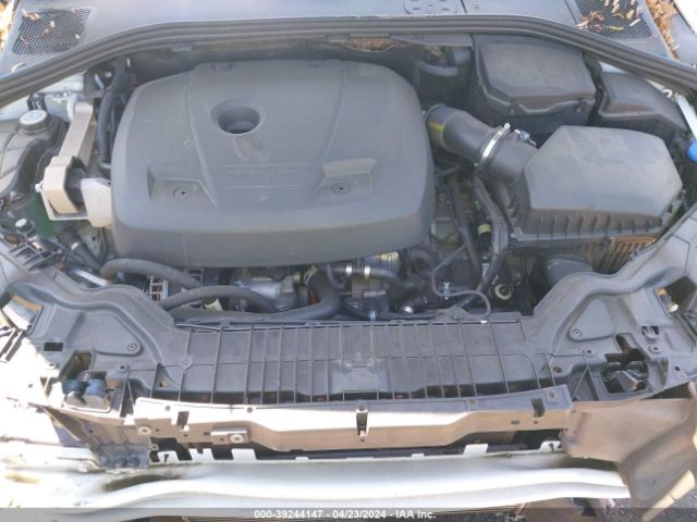 2016 VOLVO S60 YV126MFK5G2394465 Photo 9
