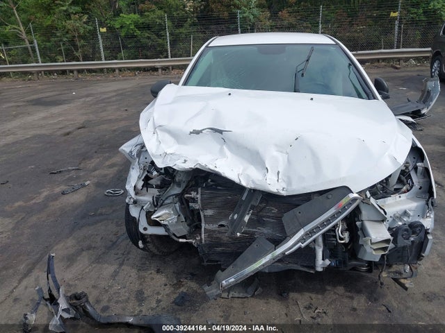 Chevrolet Cruze Ls Auto 2014 1G1PA5SH3E7144127 Image 12