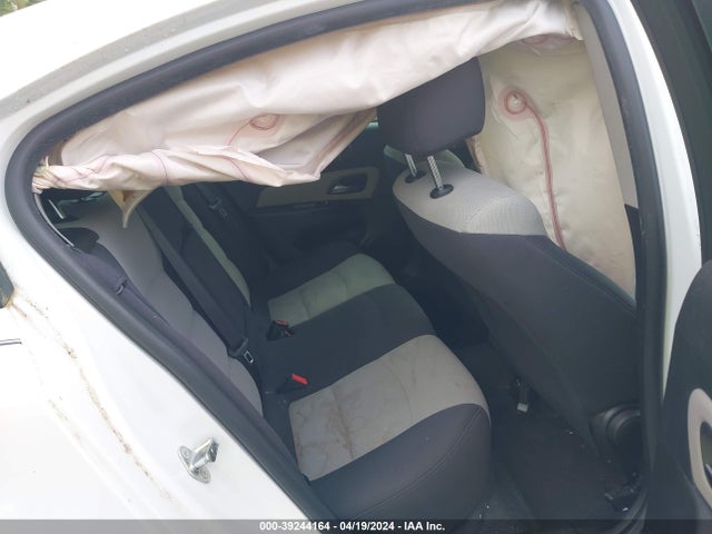 Chevrolet Cruze Ls Auto 2014 1G1PA5SH3E7144127 Image 8