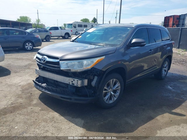 Toyota Highlander Xle V6 2014 5TDJKRFH3ES047592 Image 2