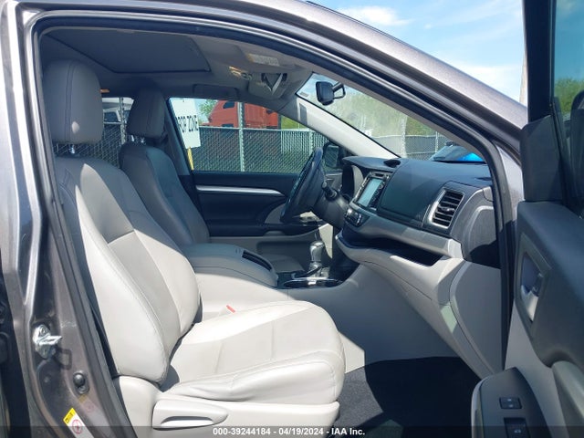 Toyota Highlander Xle V6 2014 5TDJKRFH3ES047592 Image 5