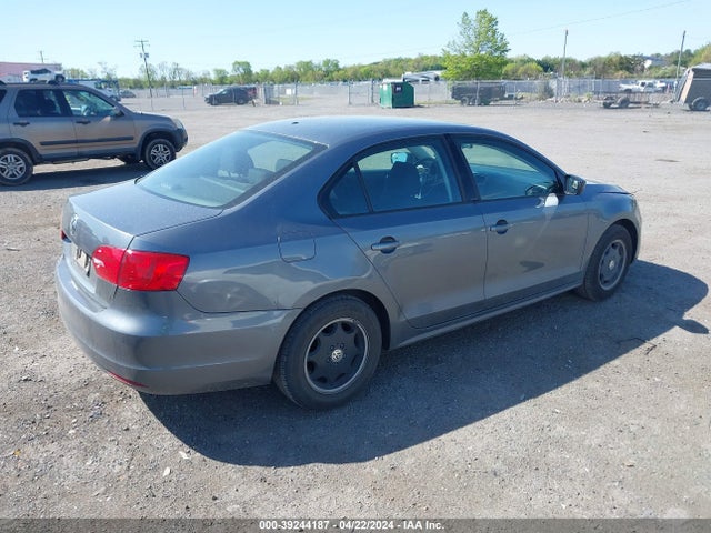 39244187 :رقم المزاد ، 3VW2K7AJ8EM290573 vin ، 2014 Volkswagen Jetta 2.0l S مزاد بيع