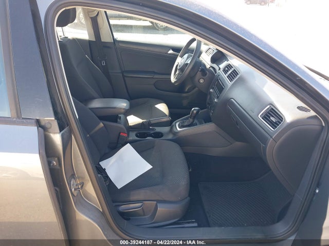 39244187 :رقم المزاد ، 3VW2K7AJ8EM290573 vin ، 2014 Volkswagen Jetta 2.0l S مزاد بيع