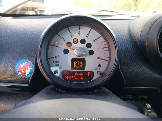 2013 MINI COUNTRYMAN WMWZC5C52DWP31046 Photo 6