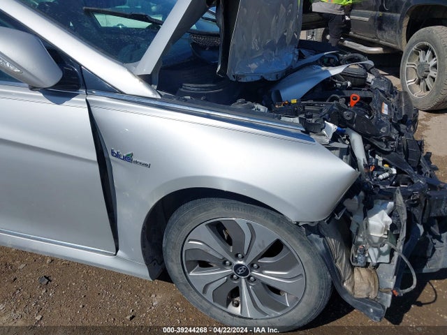 Hyundai Sonata Hybrid Limited 2015 KMHEC4A49FA124563 Image 17