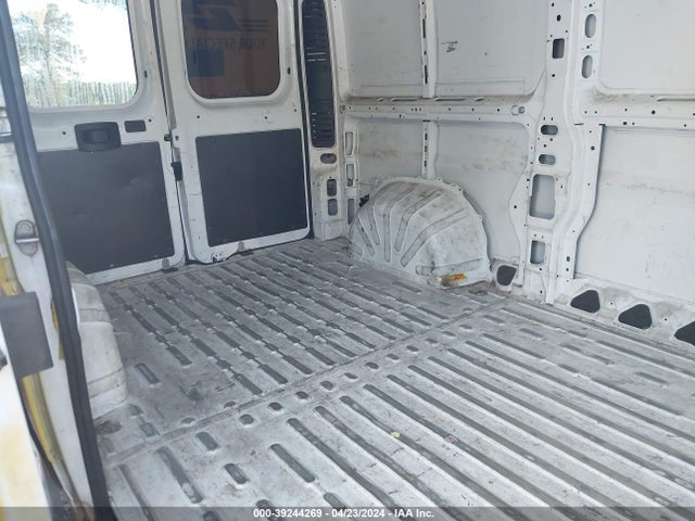 3C6TRVAG6LE127365 RAM Promaster 1500 Low Roof 136 Wb