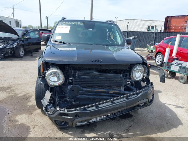 ZACCJBAB4JPH90498 Jeep Renegade Upland Edition 4x4