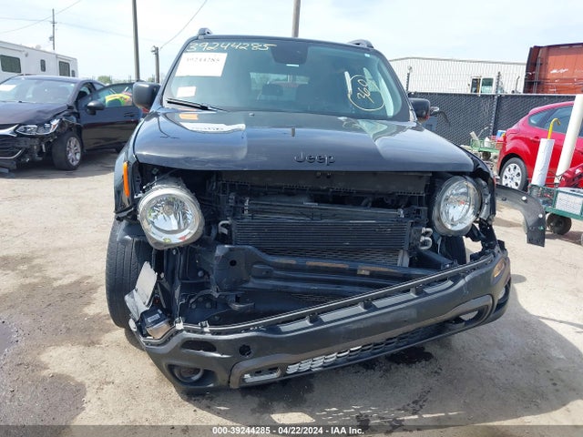 ZACCJBAB4JPH90498 Jeep Renegade Upland Edition 4x4