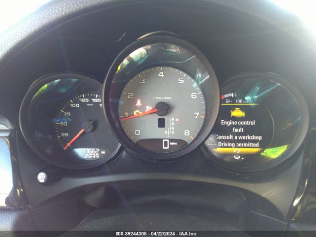 WP1AB2A55HLB10202 Porsche MACAN S