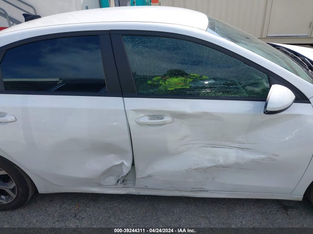 KIA Forte Lxs 2021 3KPF24AD0ME352070 Image 13
