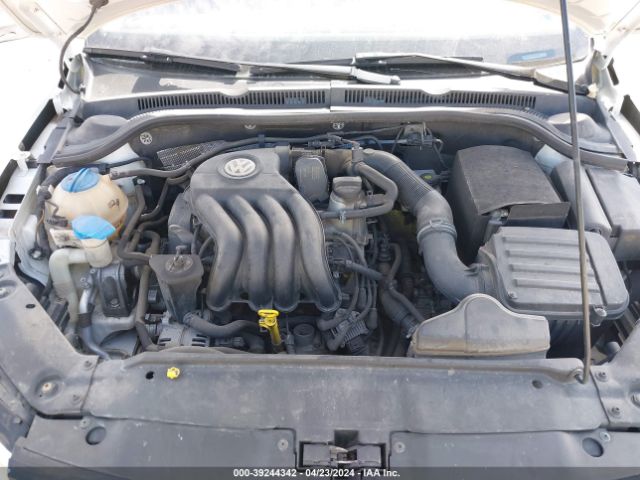 3VW2K7AJ6EM436484 Volkswagen Jetta 2.0l S