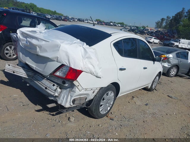 3N1CN7APXJL833833 Nissan Versa 1.6 Sv