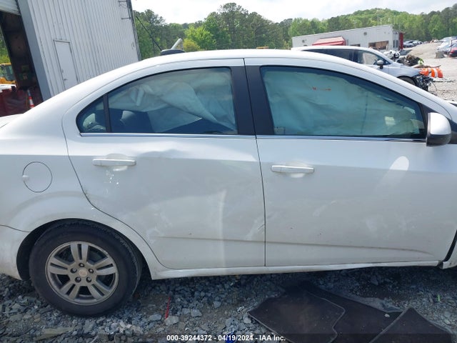 Chevrolet Sonic Lt Auto 2016 1G1JC5SH3G4112587 Image 12