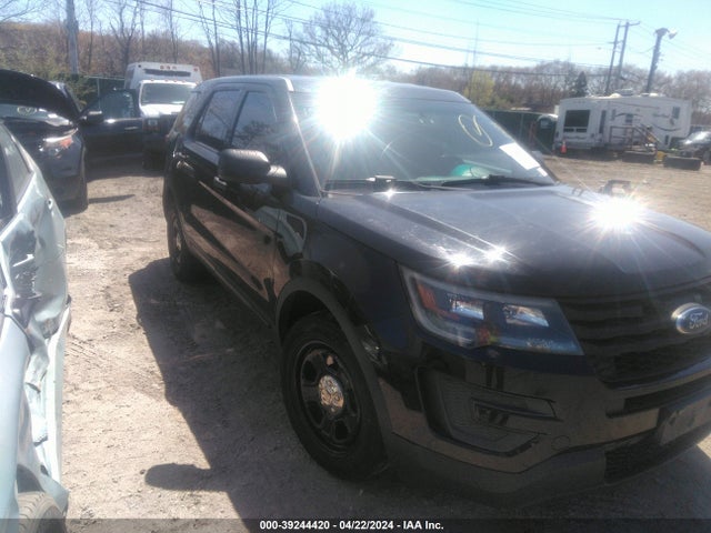 Ford Utility Police Interceptor 2016 1FM5K8AR2GGB53911 Image 1