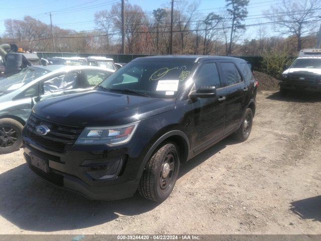 Ford Utility Police Interceptor 2016 1FM5K8AR2GGB53911 Image 2