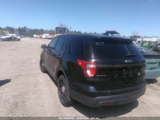 Ford Utility Police Interceptor 2016 1FM5K8AR2GGB53911 Image 3