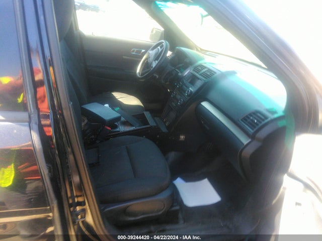 Ford Utility Police Interceptor 2016 1FM5K8AR2GGB53911 Image 5