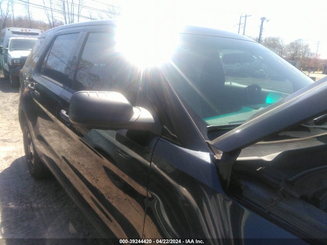 Ford Utility Police Interceptor 2016 1FM5K8AR2GGB53911 Image 6
