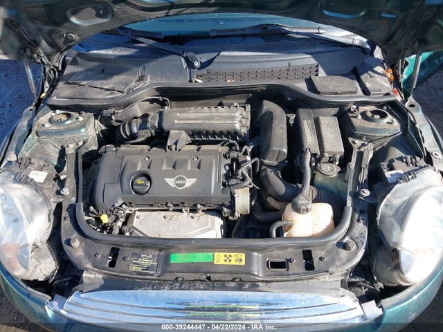 2010 MINI COOPER CLUBMAN WMWML3C51ATX51901 Photo 9