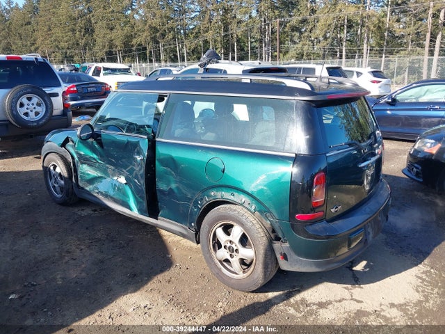2010 MINI COOPER CLUBMAN WMWML3C51ATX51901 Photo 2