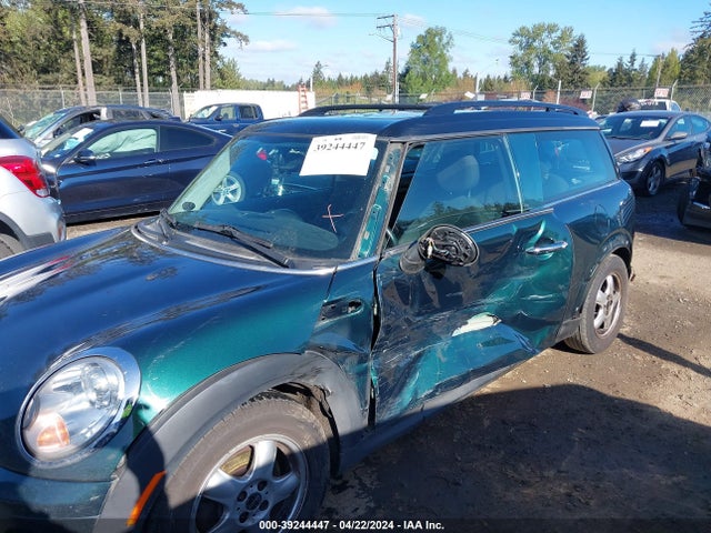 2010 MINI COOPER CLUBMAN WMWML3C51ATX51901 Photo 5