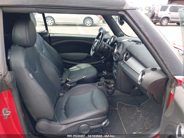 2011 MINI COOPER WMWZN3C56BT132762 Photo 4
