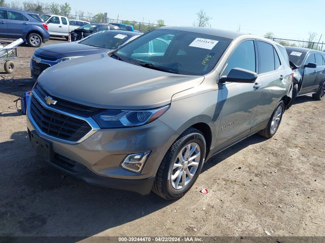 Chevrolet EQUINOX LT 2018 3GNAXJEV2JS577852 Image 2
