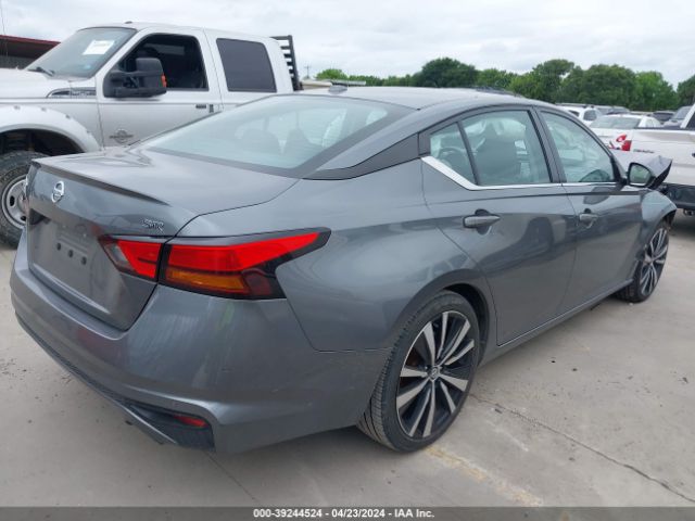 1N4BL4CV9NN309089 Nissan Altima Sr Fwd
