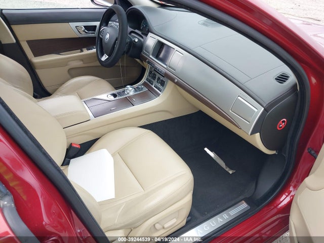 2013 JAGUAR XF SAJWA0E73D8S63007 Photo 4