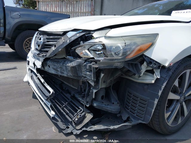 Nissan Altima 2.5 Sr 2017 1N4AL3AP5HN318094 Image 13