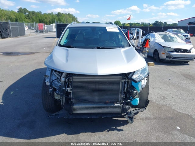 Chevrolet EQUINOX LT 2018 2GNAXSEV1J6133463 Image 13