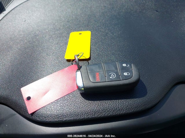 ZACCJBAB4JPJ07440 Jeep Renegade Upland Edition 4x4