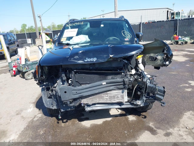 ZACCJBAB4JPJ07440 Jeep Renegade Upland Edition 4x4