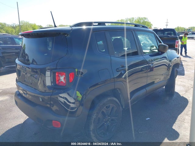 ZACCJBAB4JPJ07440 Jeep Renegade Upland Edition 4x4