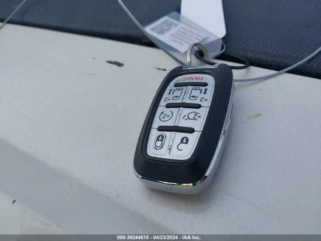 Chrysler Pacifica Hybrid Touring L 2022 2C4RC1L73NR173764 Image 11